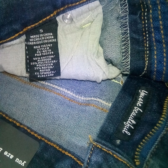 NWT Supercute Dollhouse Shorts - Picture 5 of 5